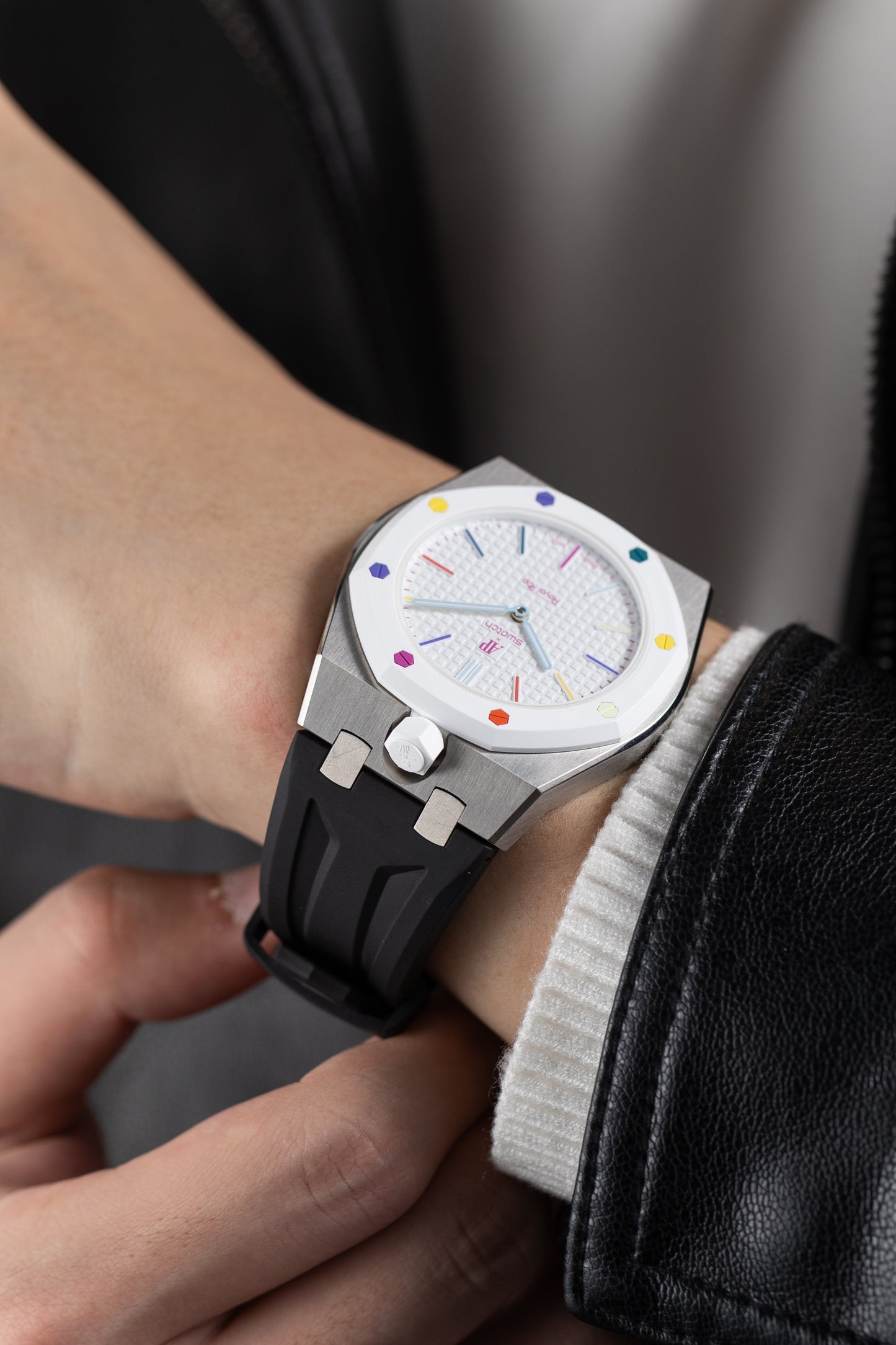 VIPEX Capsule -  Titanium Case Shield & Black FKM Rubber Strap (Pre-order, Royal Pop is not included)